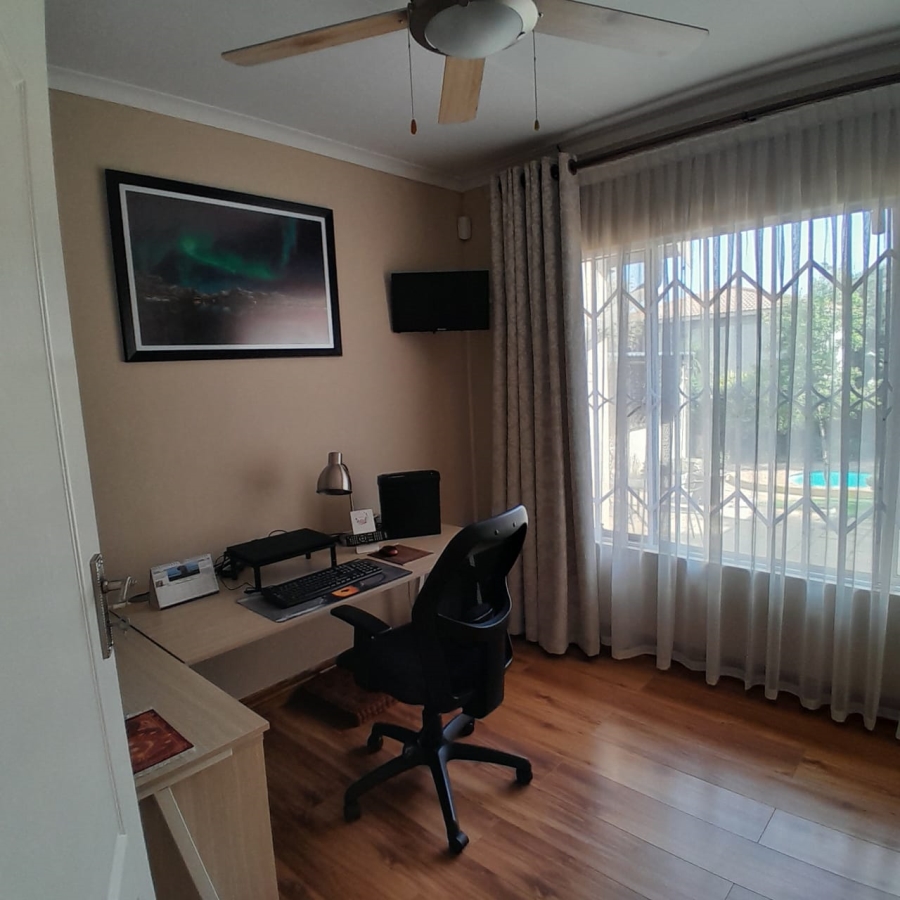 3 Bedroom Property for Sale in Safari Gardens North West